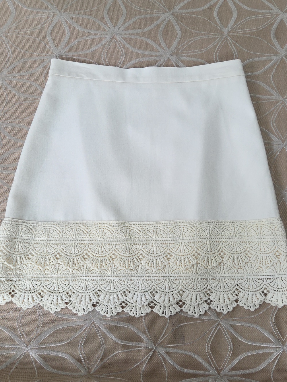 LOFT Crochet Trim, Ivory Skirt!